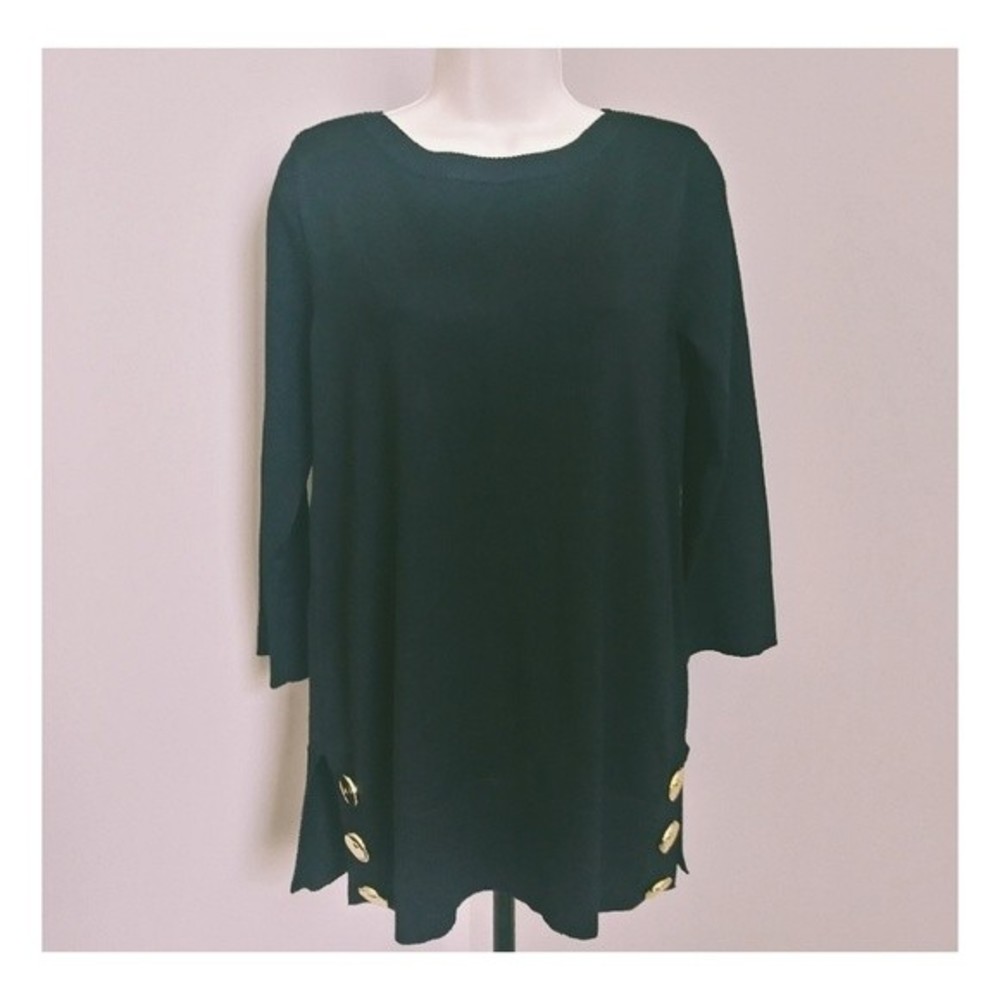 Cable & Gauge Black‎ Sweater w/ Gold Buttons